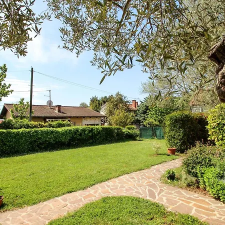 Apartment Timea A2 *