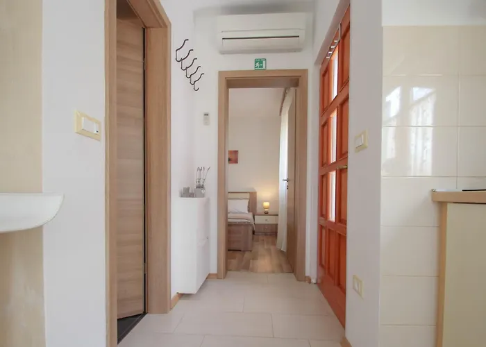 Timea A2 * Zambratija (Istria)
